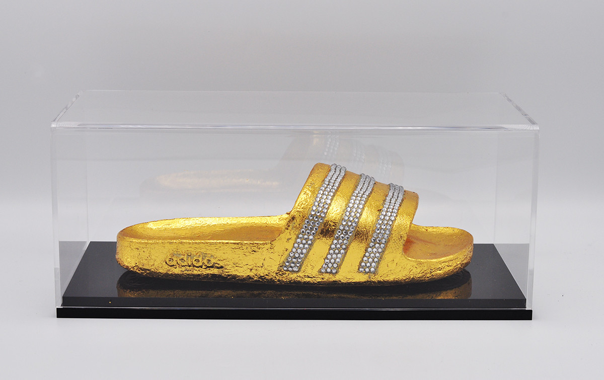 Mr. Banks + The Golden Slipper (bling), incl. plexi-box
